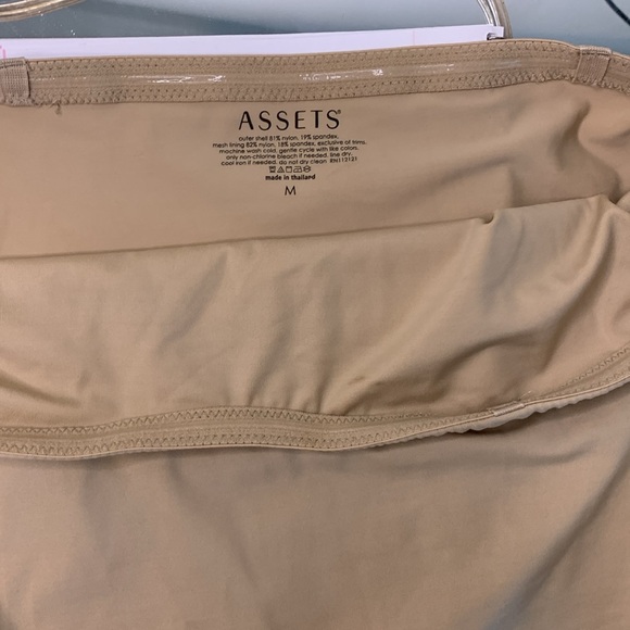 Assets seamless strapless full slip shape wear in nude M - Picture 6 of 6